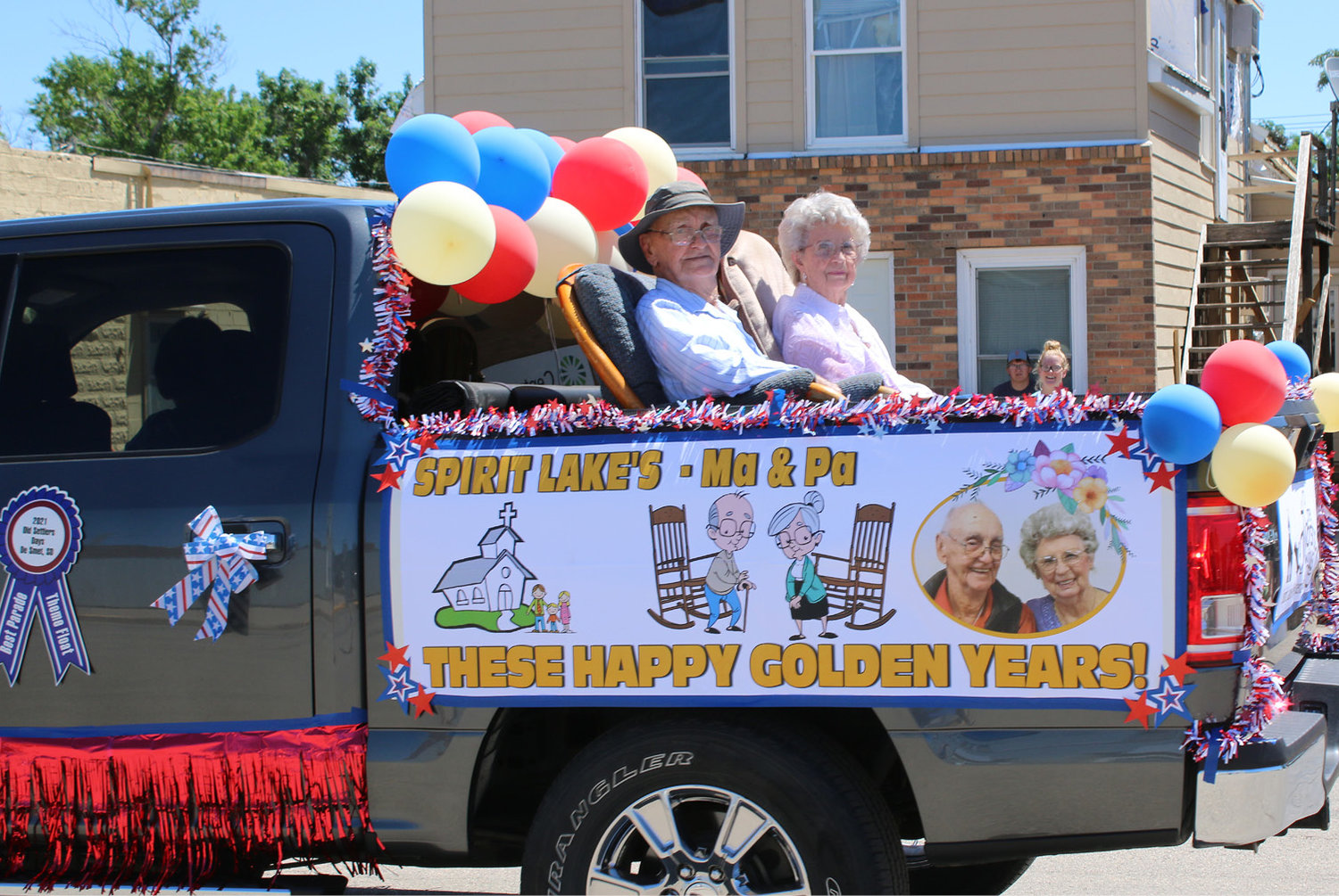 Cork and Illdena Poppen from Spirit Lake go for a ride in the Old Settlers Day Parade. Their entry won the “Best Parade Theme Float.” Cork and Illdena volunteered with the Laura Ingalls Wilder Pageant and have played Ma and Pa Ingalls numerous times. Illdena is also our correspondent from Spirit Lake.