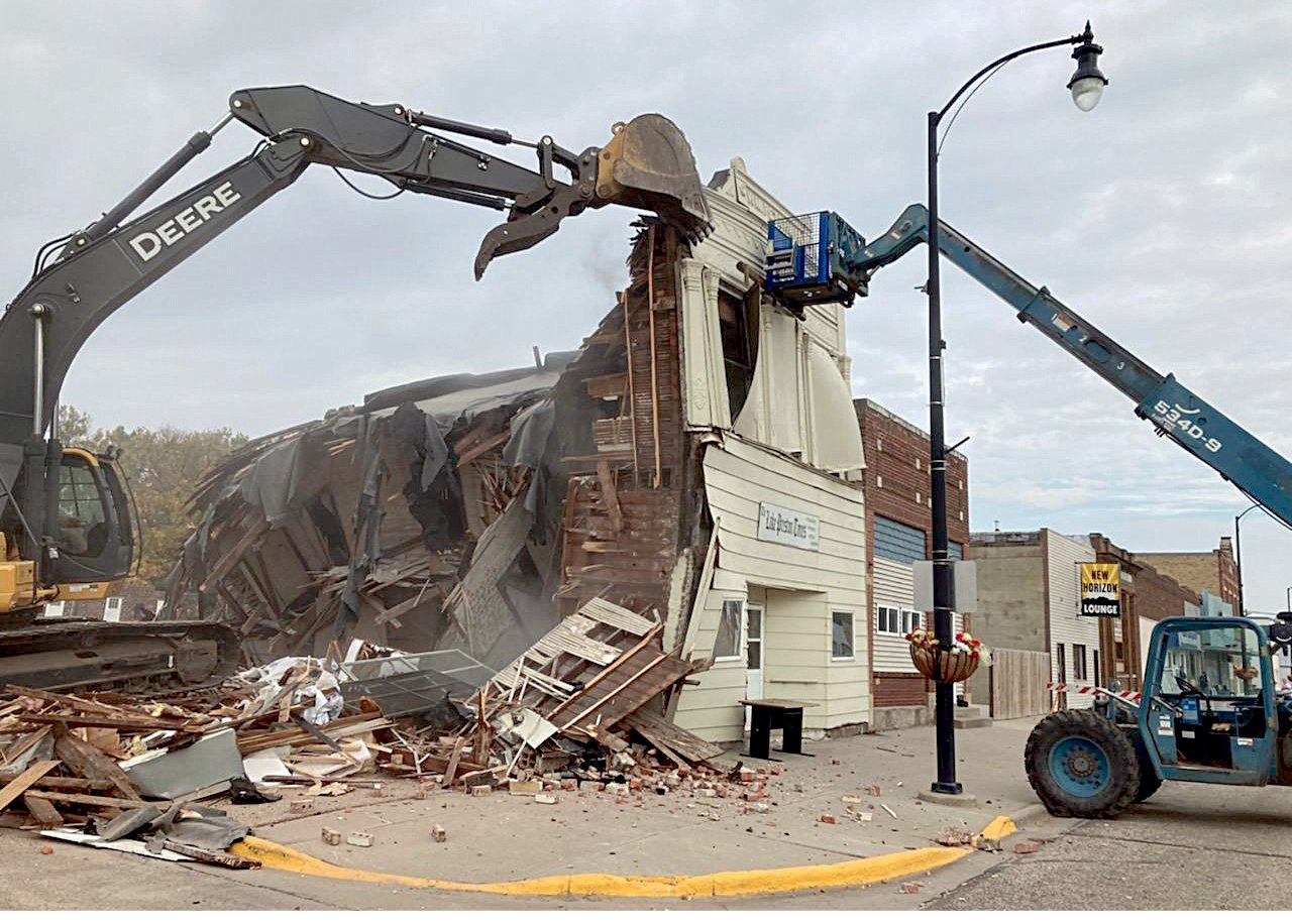 The Wm. Peterman/Lake Preston Times building was demolished last Saturday. In its place will be a new motel along with a laundromat. Interested in the whole story? It’s in the October 6th Edition of the Kingsbury Journal.